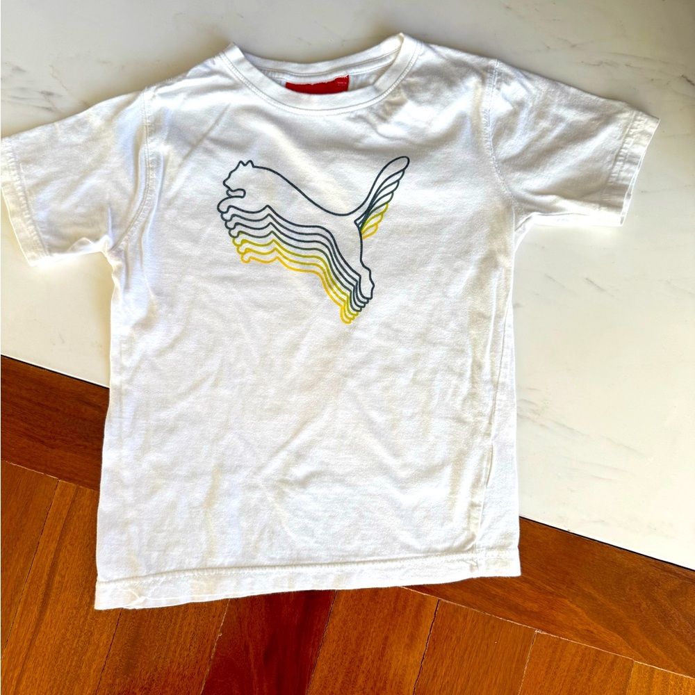 Puma Boys Kids White T-Shirt with Yellow and Black Puma Logo Design Size 5 - Picture 2 of 4